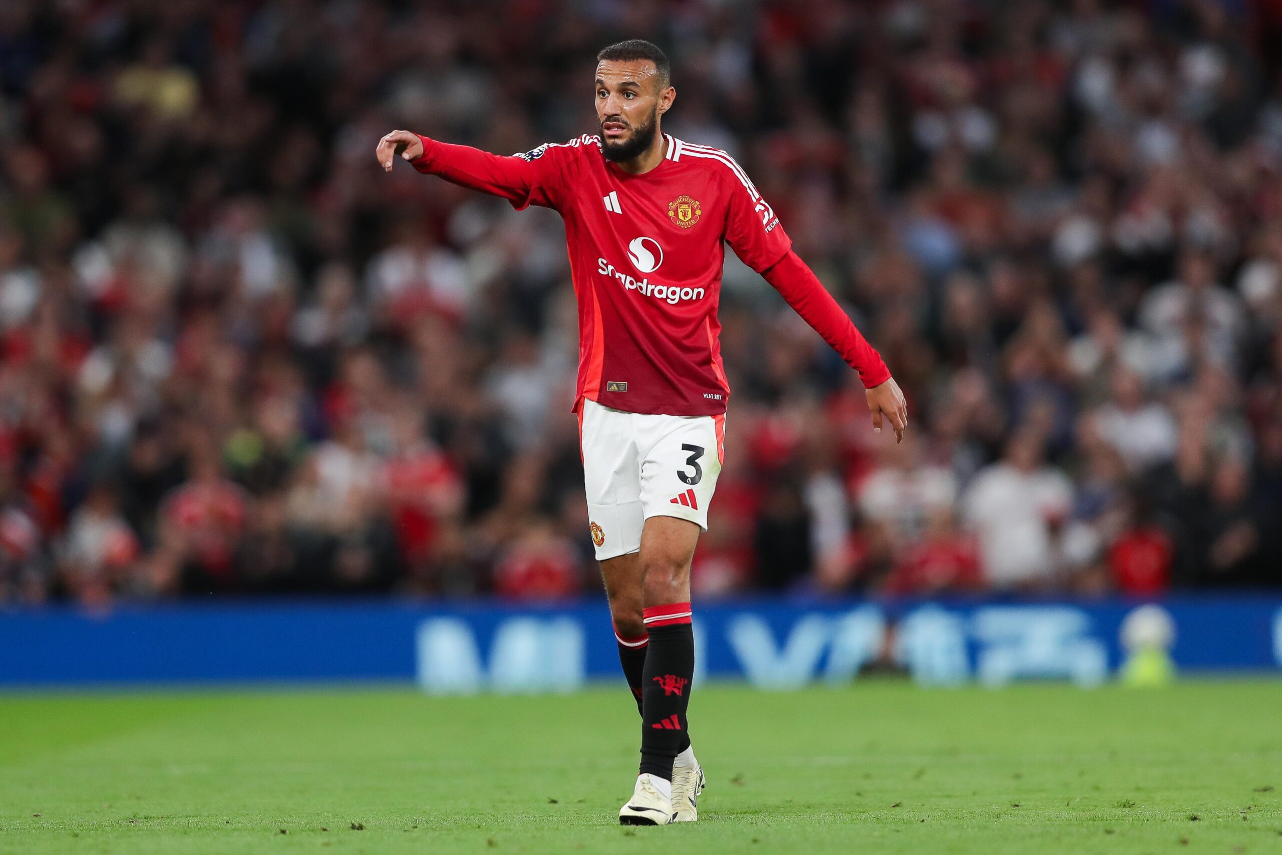 นุสแซร์ มาซราอุย (Noussair Mazraoui):